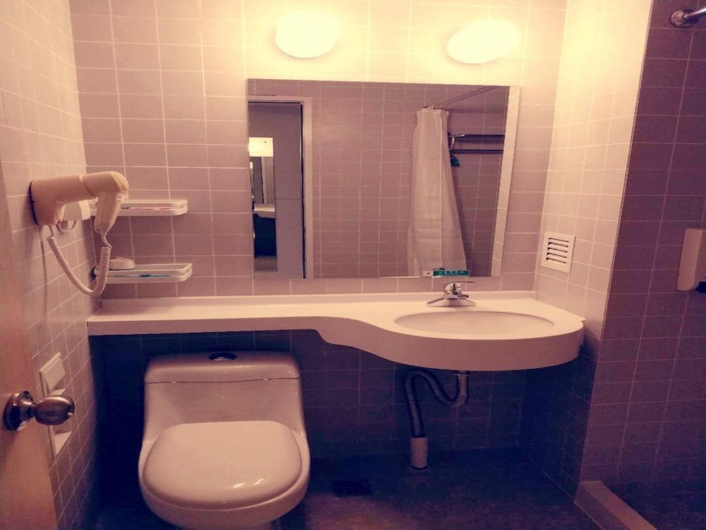 Jinjiang - Jiuxianqiao Hotel