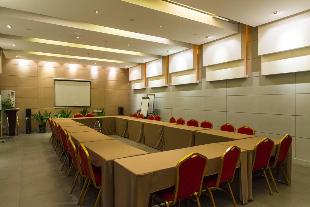 Jinjiang - Jiuxianqiao Hotel 3*